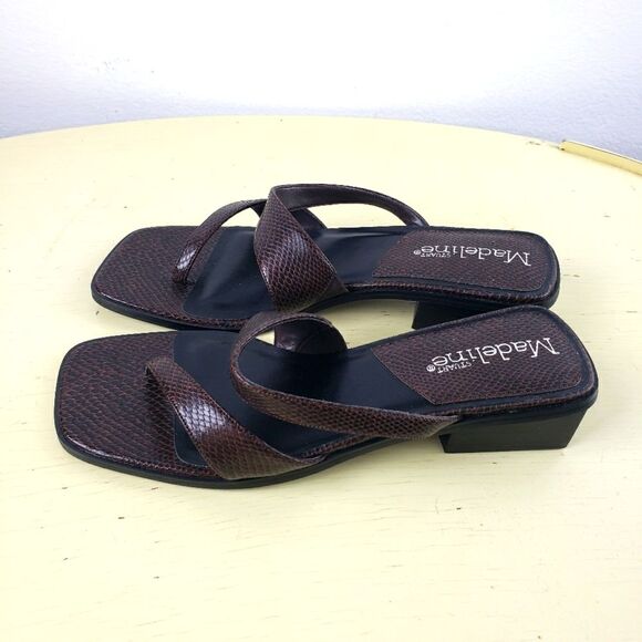 Women's Madeline Stuart Daphne Brown Animal Print Top Strap Sandals Size 7M - Picture 4 of 7